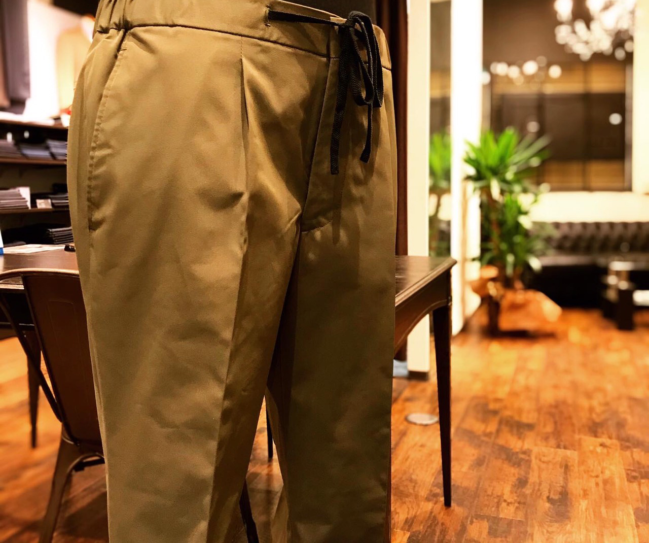 グルカパンツ・ドローコードパンツ | オーダーメイドスーツ専用工場